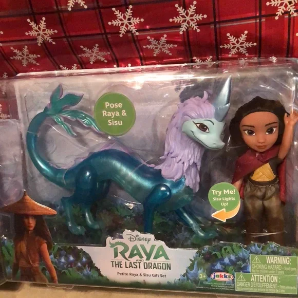Disney Gift Bundle Raya Playset - Picture 3 of 3